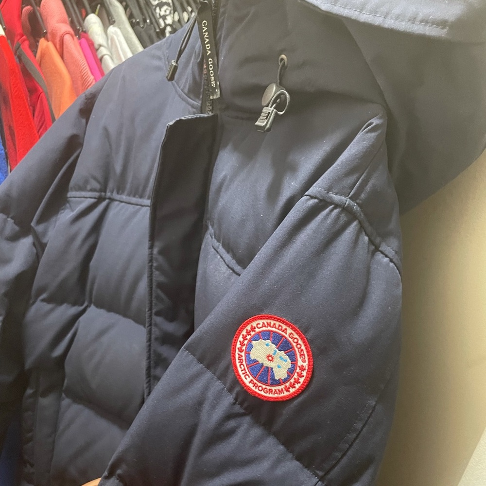❌ SOLD ❌ Men’s Canada Goose Jacket